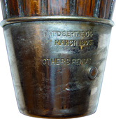 Victor Wood Horn in Oak