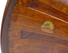 Victor Wood Horn in Oak