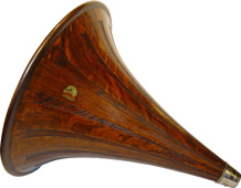 Victor Wood Horn in Oak