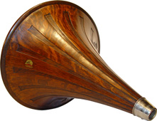 Victor Wood Horn in Oak