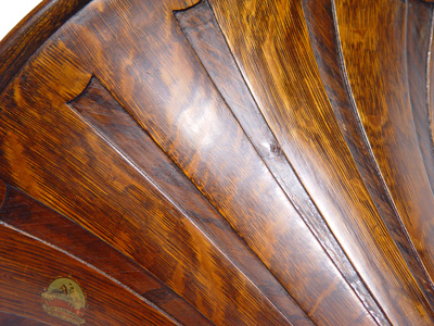 Victor Wood Horn in Oak